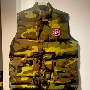 NWT Canada Goose Vest 100% Authentic